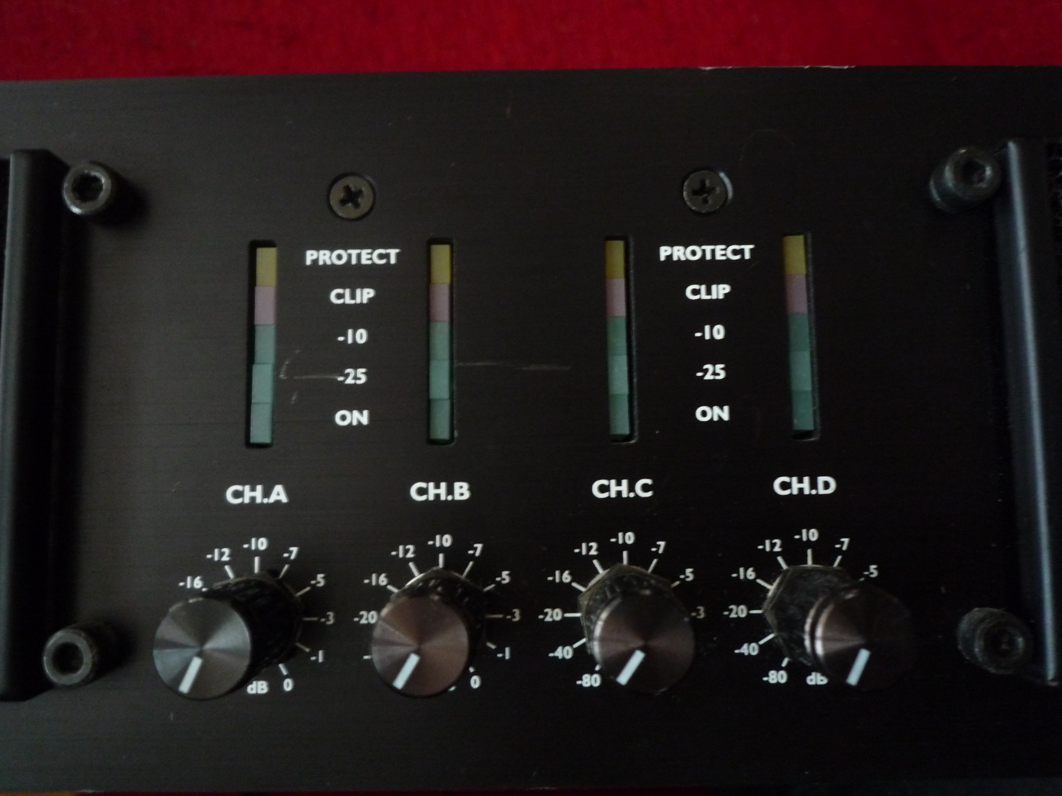 L-Acoustics LA 15 (29294)
