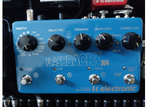TC Electronic Flashback x4 (81204)