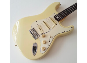 Fender ST62-xx (68001)
