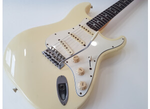 Fender ST62-xx (65084)