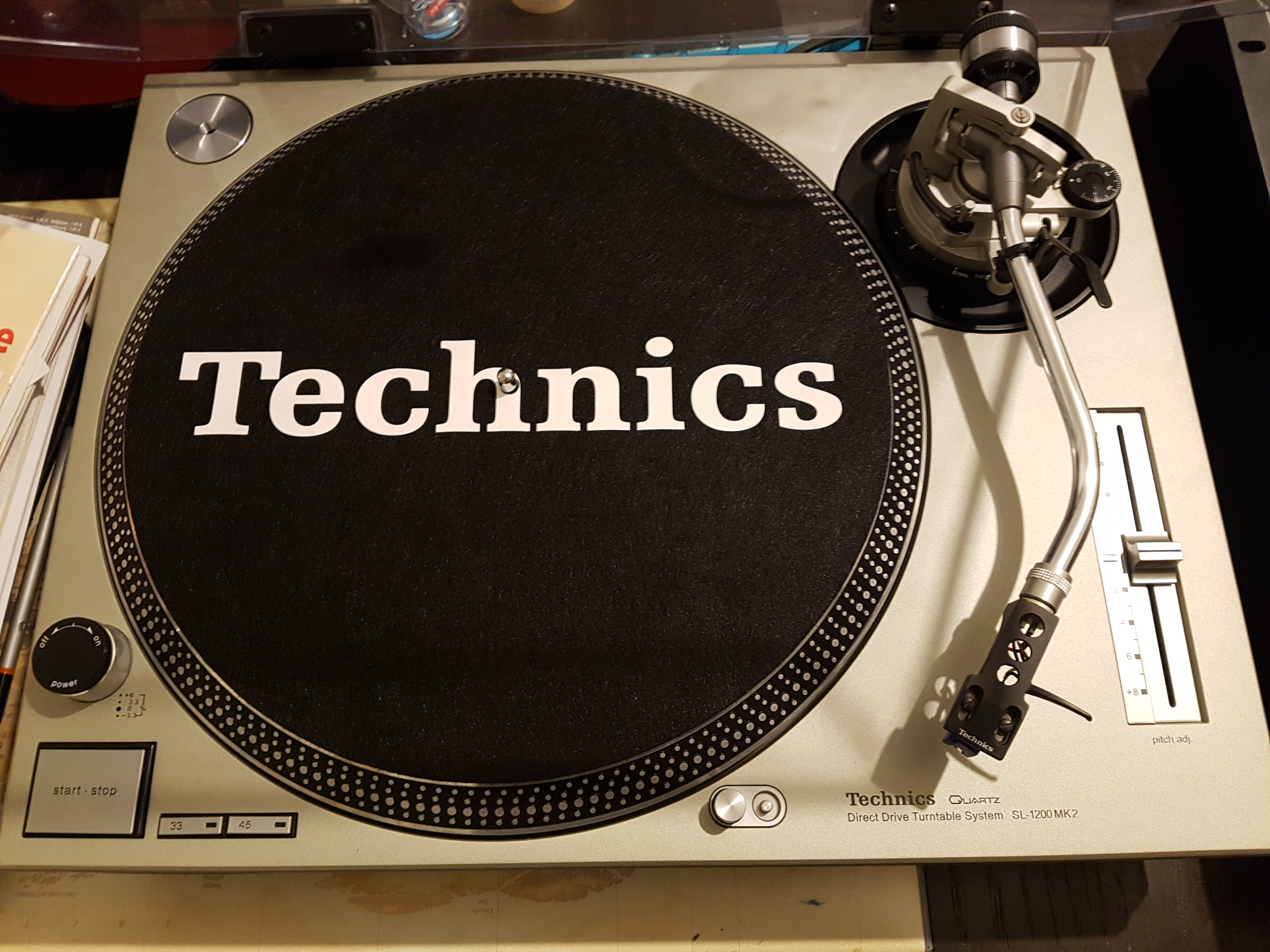 Technics SL-1200 MK2