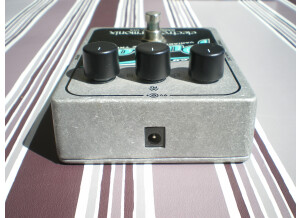 Electro-Harmonix Stereo Pulsar (63991)