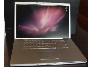 Apple MacBook Pro 2,16 GHz Intel Core Duo (2233)