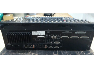 Tascam DM-24 (61207)