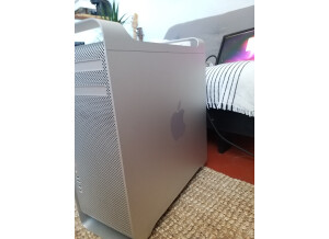 Apple Mac Pro (34277)