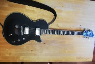 Hagstrom Ultra Max