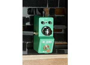 B9CA786E-7D64-4431-AD3B-C1B0C2F3CD88