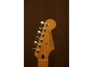 Fender [Deluxe Series] Roadhouse Stratocaster - Black
