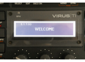 Access Music Virus TI Desktop (11165)