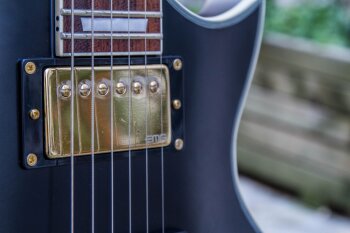 HBSCustomPlus-3 HBSCustomPlus-3