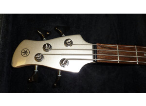 Yamaha Motion Bass MB-III