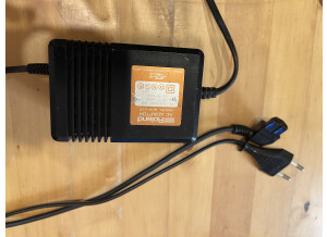 Roland R-8 (52697)