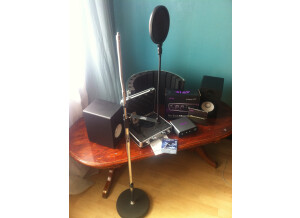 AKG Home Studio