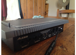 Alesis HR-16 (56909)