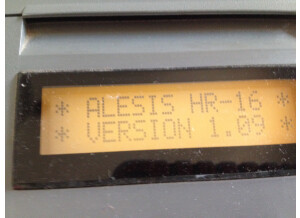 Alesis HR-16 (62441)