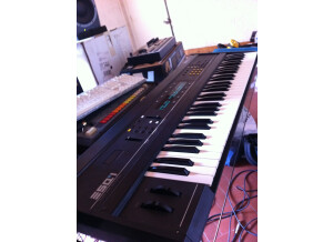 Ensoniq ESQ1 (68070)