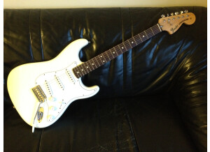 Fender [Classic Series] '70s Stratocaster - Olympic White Rosewood