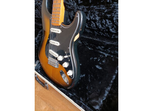 Fender Eric Johnson Stratocaster Maple (76881)