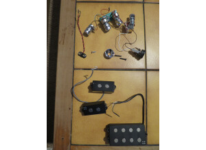 Aria Pro II Cardinal CSB-380 (35895)