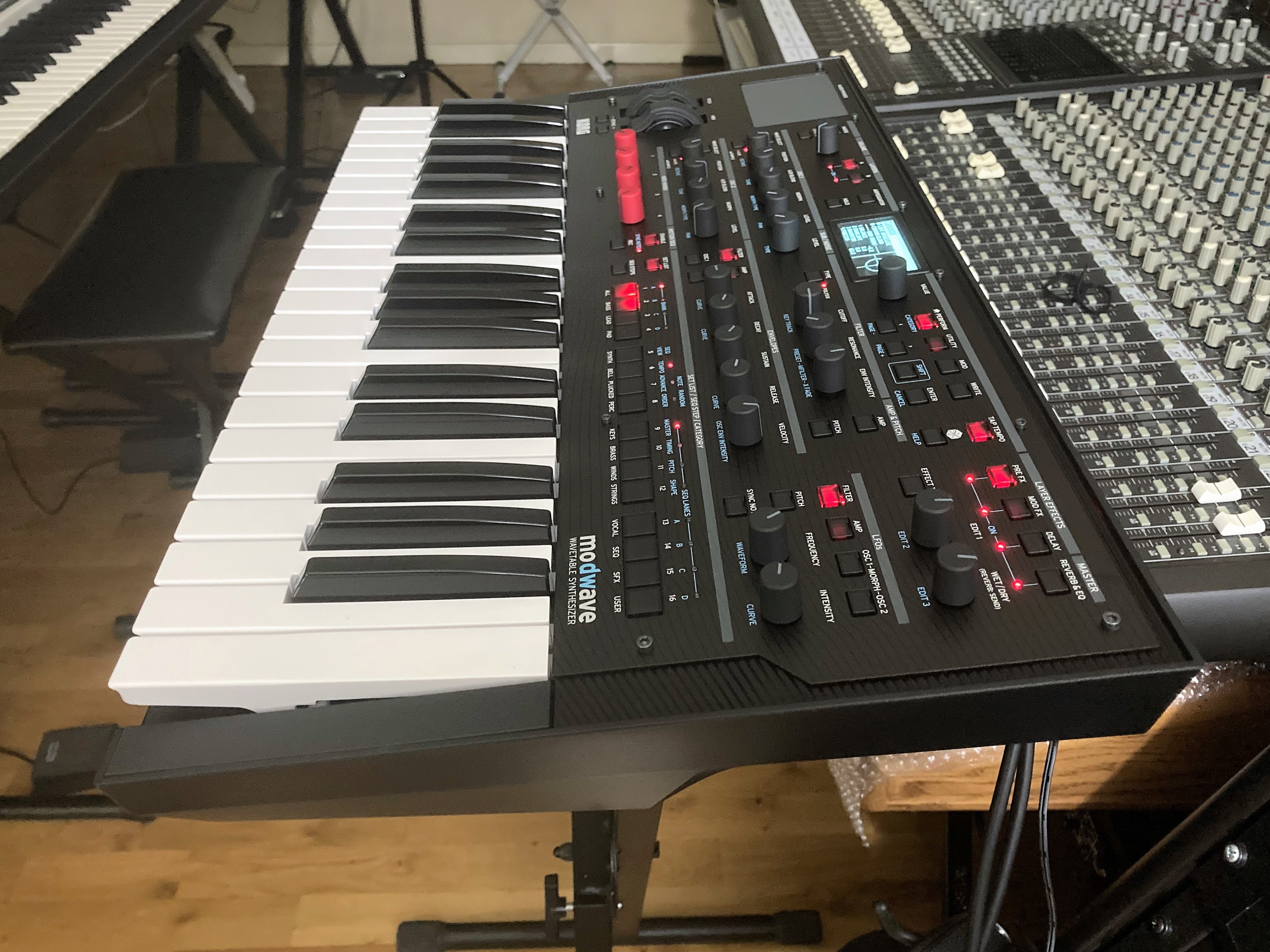 Korg ModWave : Modwave_2tof 08.JPG