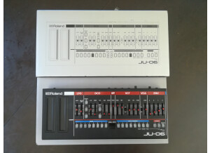 Roland JU-06 (34464)