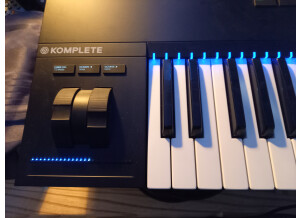 Native Instruments Komplete Kontrol S61 mk2 (27585)