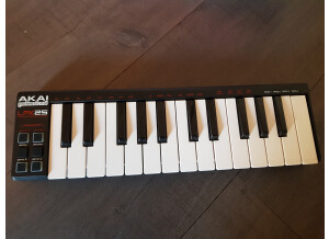 Akai Professional LPK25 (23496)