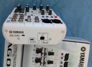 Yamaha AG06 (4372)