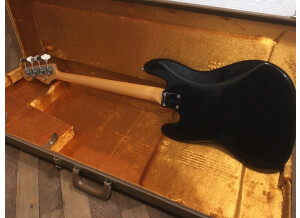 3E28DC21-2314-4C32-B6BE-8ACCA9D91D76