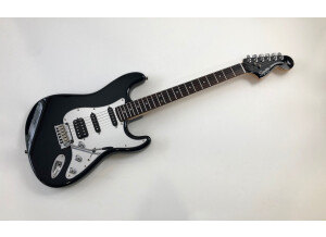 Squier Black and Chrome Standard Stratocaster (58701)