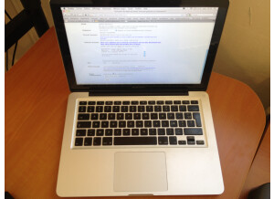 Apple MacBook Pro 13"3 2.66 GHz Intel Core 2 Duo (64147)