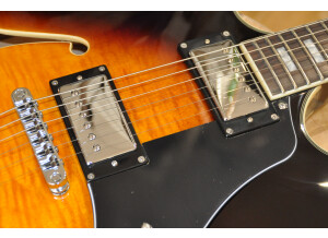 Sire Larry Carlton H7 (71721)