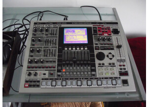 Roland MC-909 Sampling Groovebox (2886)