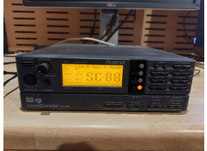 Roland SC-88 (29348)