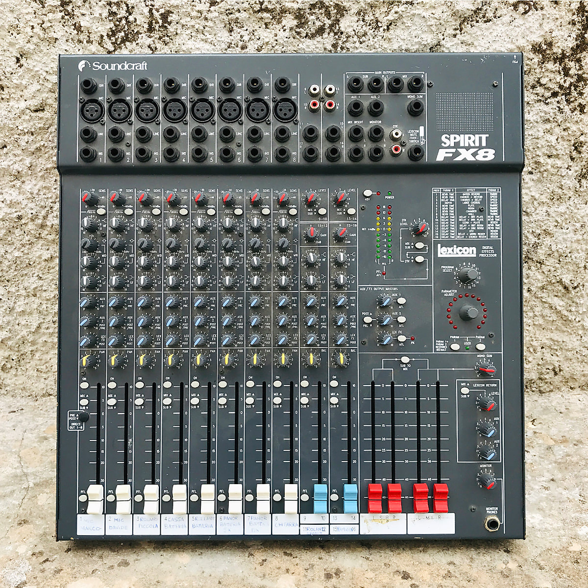 Soundcraft Spirit FX 8