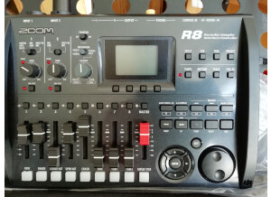 Zoom R8 (12250)