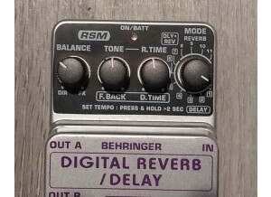 Behringer Digital Reverb/Delay DR400