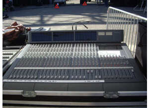 Tascam M-2600 MkII (67576)