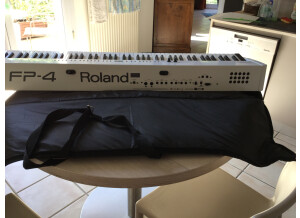 Roland FP-4 (88054)