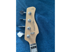 0DC0DB11-57D1-4A30-BF94-313927D83050