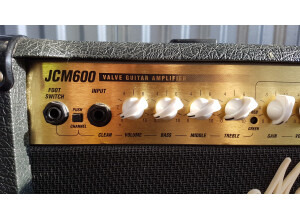 Marshall JCM600 [1997-2000]