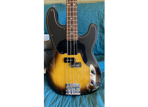 Fender Mike Dirnt Precision Bass (70673)