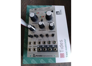 Mutable Instruments Tides 2 (9785)