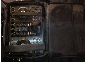 Native Instruments Traktor Kontrol S2 (9416)