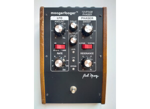 Moog Music MF-103 12-Stage Phaser (90793)