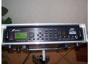 Fractal Audio Systems Axe-Fx Ultra (96018)