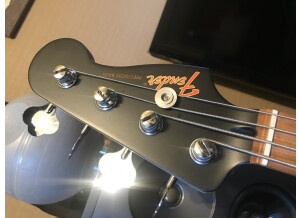 Fender Special Edition Precision Bass Noir (7761)