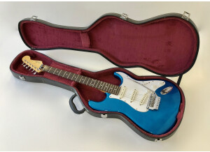 Fender ST62-xx (43147)