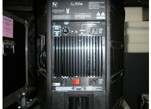 Electro-Voice SX 300A