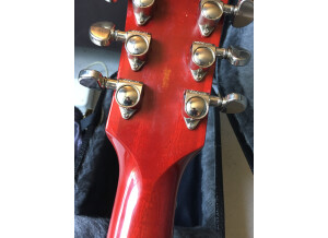 F5162DF9-1D0D-4C25-B279-E13A6EA032F8